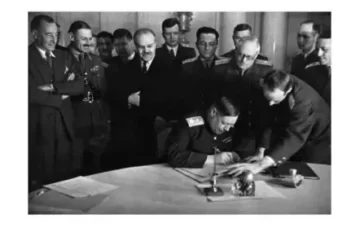 28 октомври 1944 г. България подписва примирие с Антихитлеристката коалиция