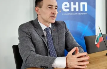Андрей Ковачев към премиера Радев: Това, че позицията на ЕП Ви е неудобна, не я прави нелегитимна
