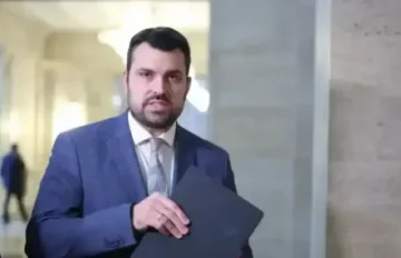 Георг Георгиев: Цените растат, а властта се занимава с театри