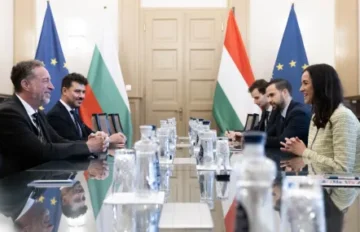 Иво Христов и Анита Орбан обсъдиха сигурността и газа