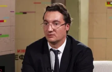 Крум Зарков: Да си ляв означава винаги да заставаш на страната на по-слабия и да гледаш общото пред частното