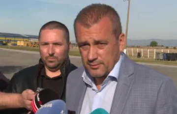 Министърът на транспорта: Намерени са останки от дрон на ударения кораб „Челси 3“