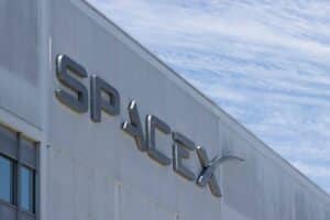 SpaceX вече печели повече от изкуствен интелект, отколкото от Starlink и ракети
