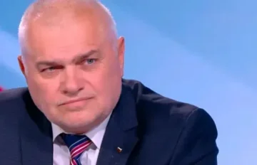 Валентин Радев: Русия трябва да бъде назована като агресор
