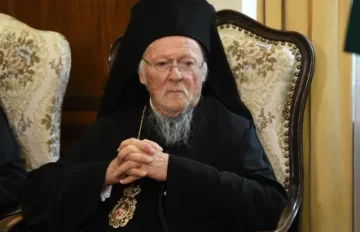 Вартоломей и Даниил участват в литургия в София